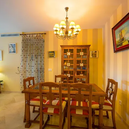 First Level With Large Terrace * Marbella