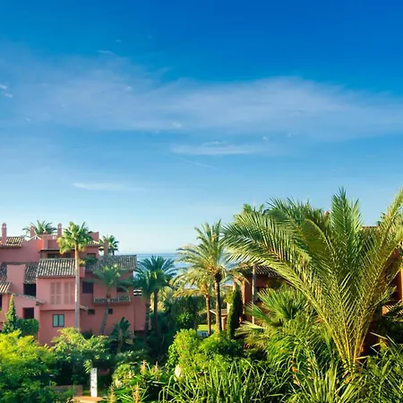 First Level With Large Terrace * Marbella