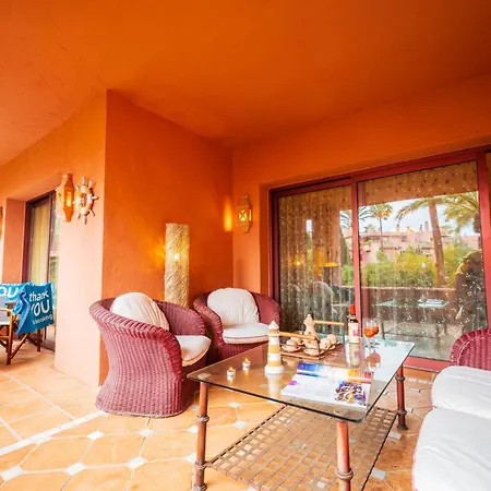 First Level With Large Terrace Apartment Marbella