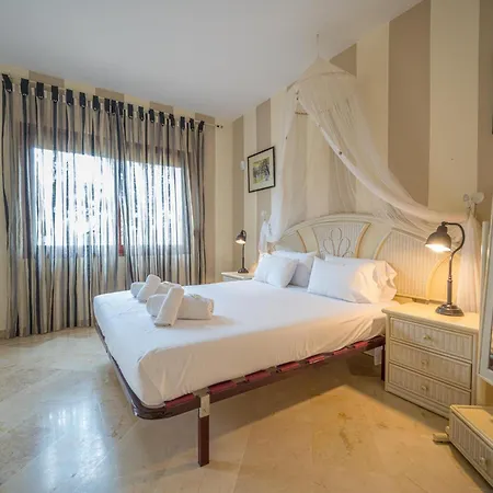 First Level With Large Terrace Apartment Marbella