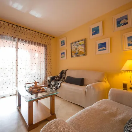 First Level With Large Terrace Apartment Marbella