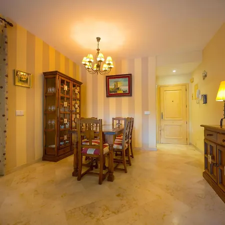 First Level With Large Terrace Marbella